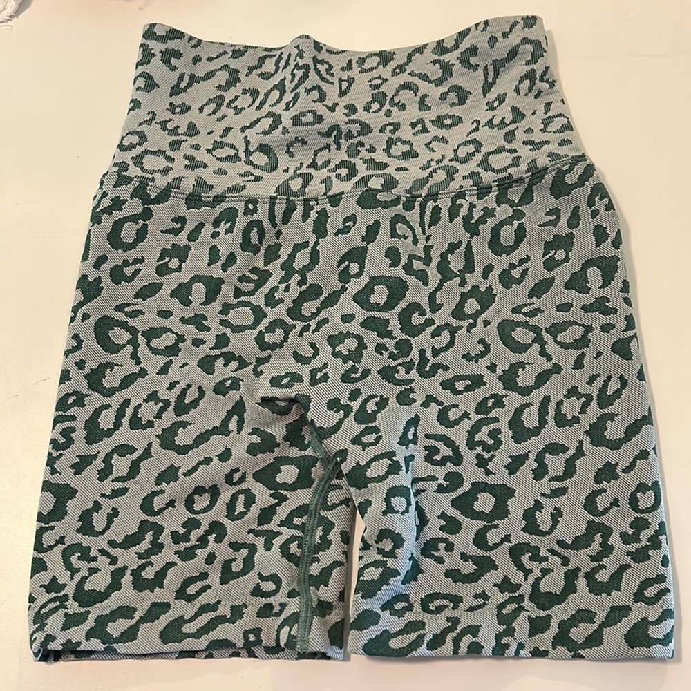 Green workout shorts size small